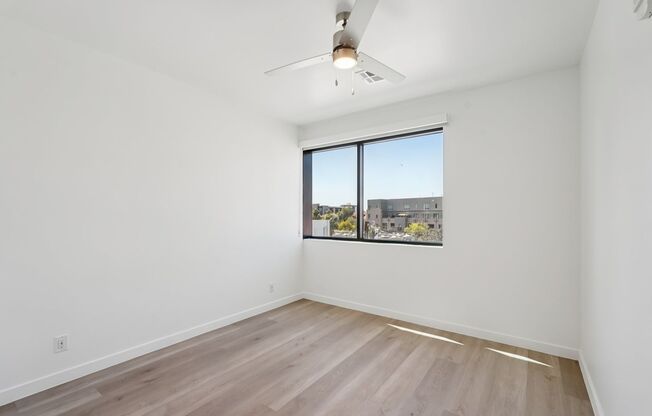 2 beds, 1 bath, 786 sqft, $1,917, Unit 301