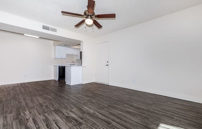 1 bed, 1 bath, 605 sqft, $1,125, Unit 202