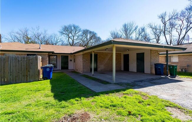 Pecan Springs Road, 3004