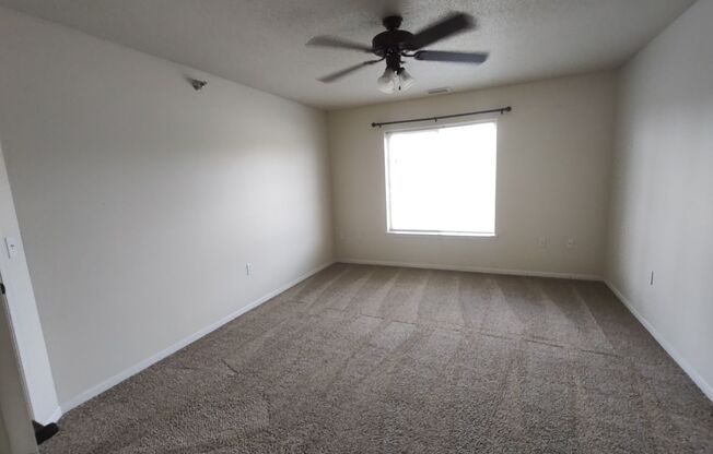 2 beds, 2 baths, $1,325, Unit B-202