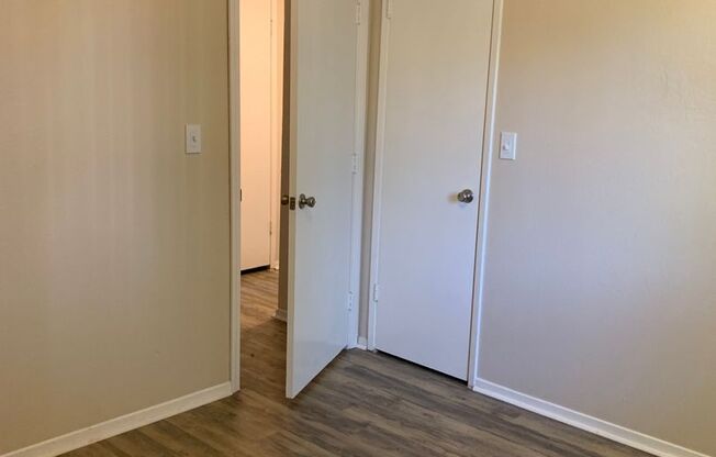 2 beds, 1 bath, 830 sqft, $1,450