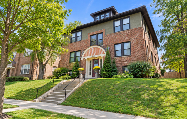 Goodrich Ave Apartments | Historic Charm & Spacious Living