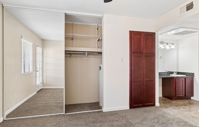 1 bed, 1 bath, $1,399, Unit # 2077