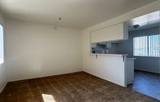 2 beds, 1 bath, $1,925, Unit 06