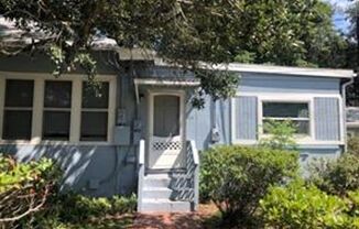 1 Bedroom / 1 Bath in Sanford Available Now!