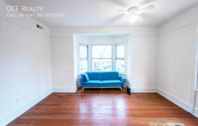 3512 LANCASTER AVE