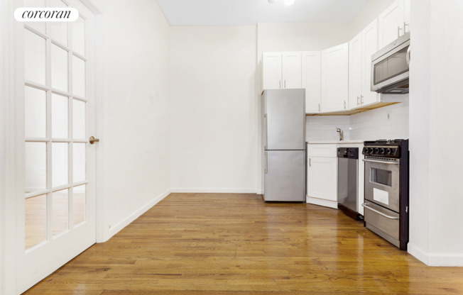 305 E 56 ST