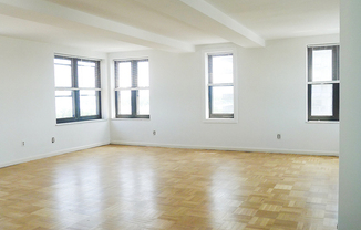 8925 East Jefferson - 1-15SW