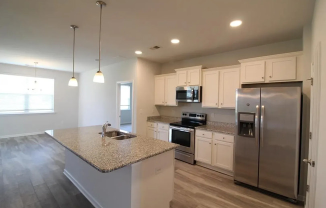 Reduced! Very nice 3 bedroom/2 bath home in Meridian