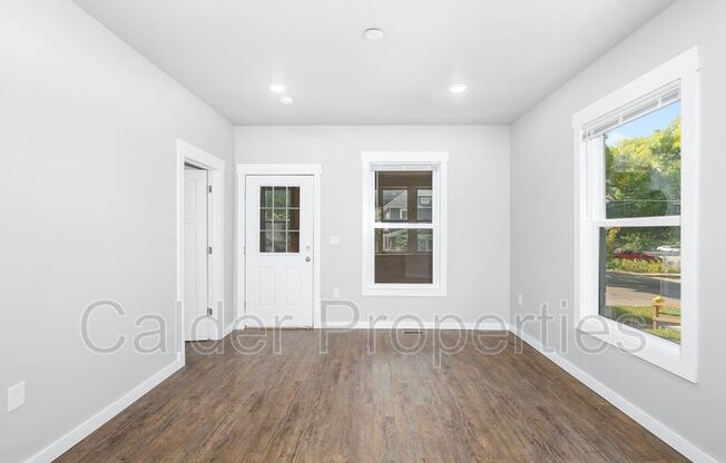 1021 Sherman St SE