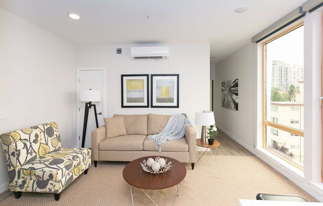 1 bed, 1 bath, 535 sqft, $2,450, Unit Unit 706