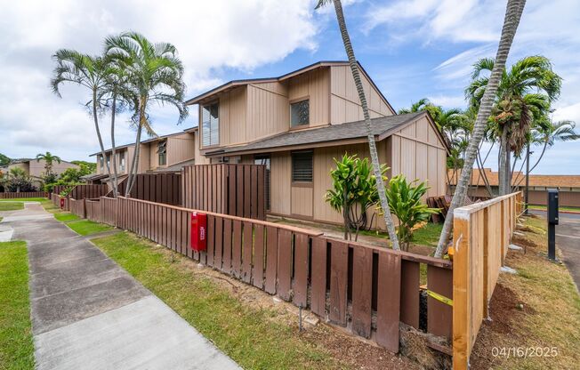 4 BD/2 BA Condo in Palehua Hale with 2 Assigned Parking Spaces
