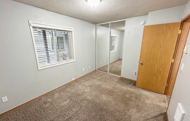 1 bed, 1 bath, 550 sqft, $1,425, Unit A04