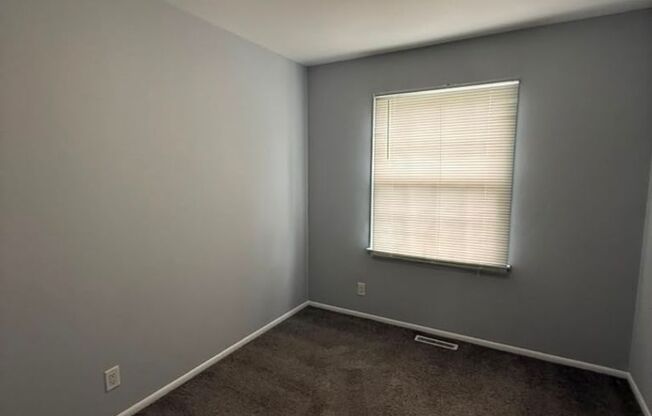 2 beds, 1 bath, 850 sqft, $1,550, Unit 105HS