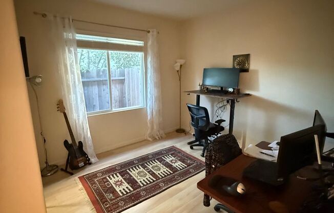 3710 Huntington Rd - West Sacramento 95691