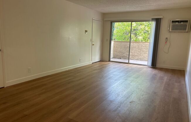 5269 Satsuma Ave.