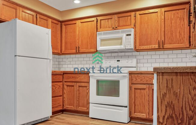 2 BEDS & 2 BATH CONDO FOR RENT