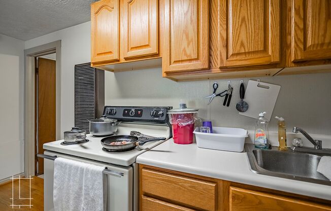 1 bed, 1 bath, $1,075, Unit 1120 Apollo Pl.