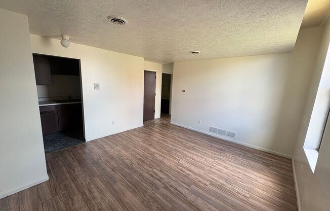 570 Miller Ave
