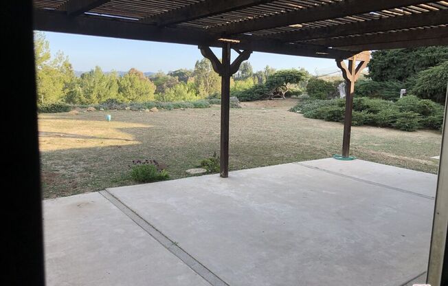 4 beds, 2.5 baths, 2,569 sqft, $5,500