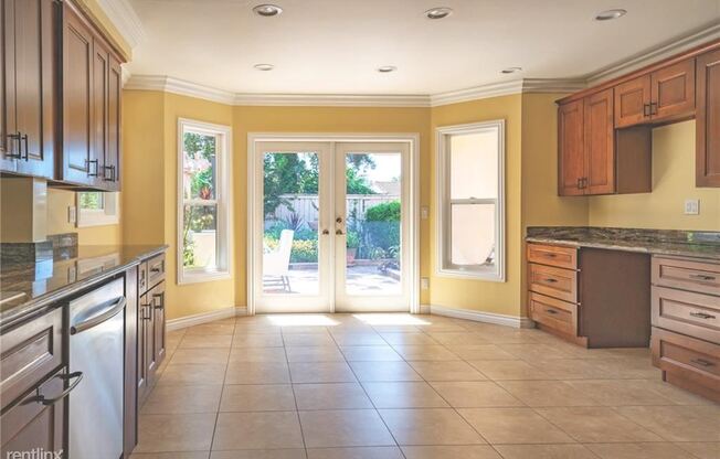 5462 Catowba Ln