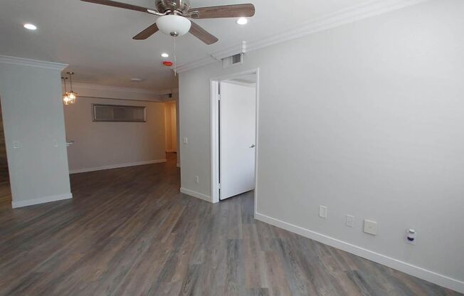 2 beds, 2 baths, 950 sqft, $2,750, Unit 106