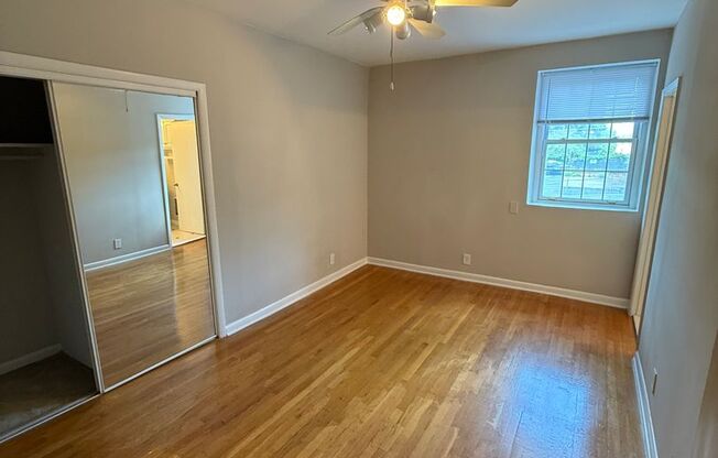 1 bed, 1 bath, 550 sqft, $1,275, Unit 963-107