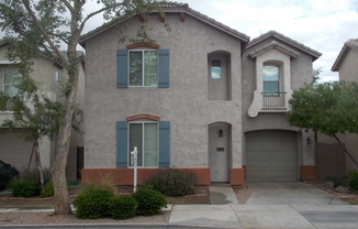 Recently Remodeled 3 bed/2.5 Bath
