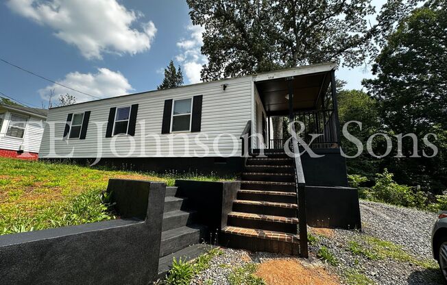 3 beds, 1 bath, $1,475