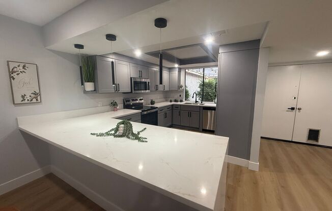 3 beds, 2 baths, $2,200