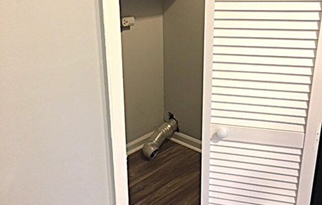 2 beds, 1.5 baths, 1,050 sqft, $1,425, Unit 505-A SH