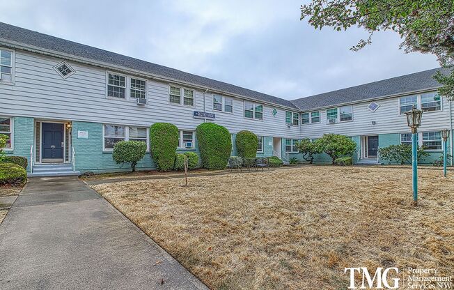 Regency Park Apartments