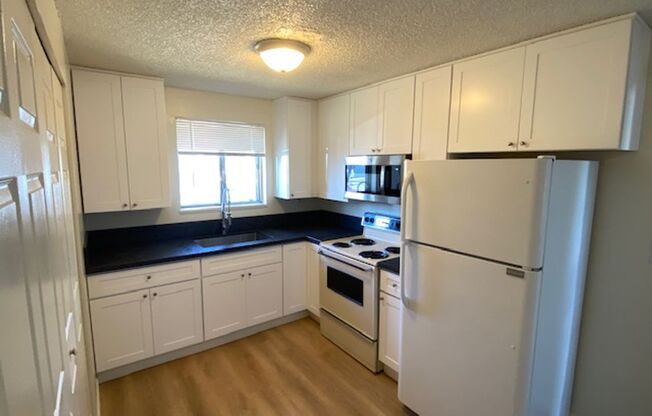 2 beds, 2 baths, $1,495, Unit UNIT 19