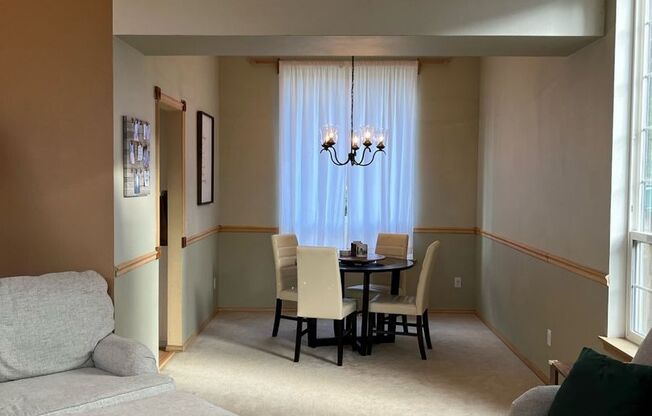 Beautiful 4 Bed 3 Bath Bothell Home!
