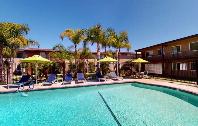 Swimming Pool and Spa at Huntington Cove Apartment Homes in Huntington Beach, California.