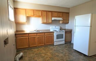 2 beds, 1 bath, 720 sqft, $650, Unit Fisher 6