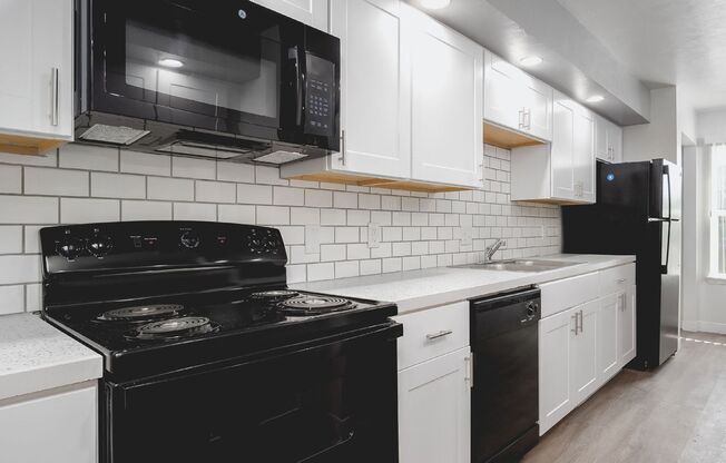 2 beds, 2 baths, 1,296 sqft, $1,150