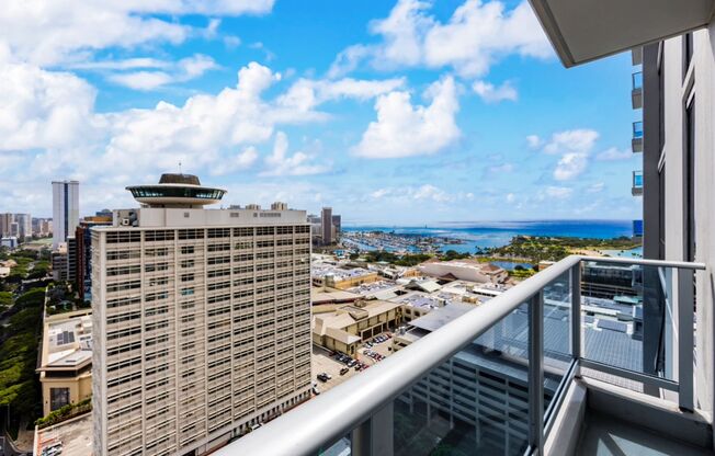 2 beds, 2 baths, $4,500, Unit #2807