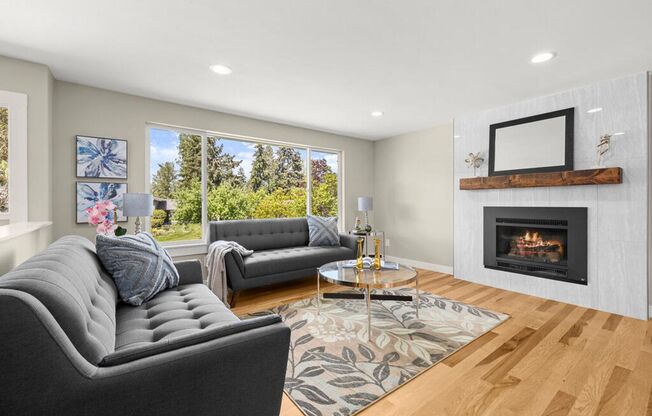 4Bd/2.5Ba Redmond Home