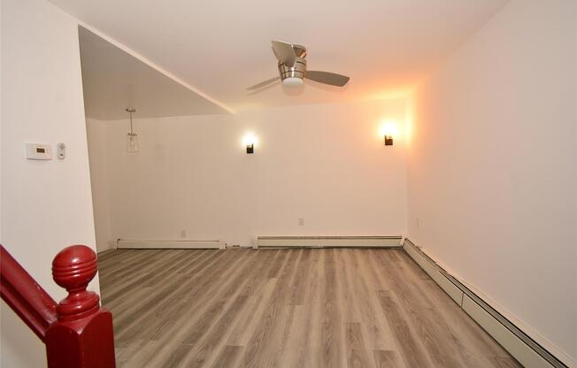 976 GREENE AVE