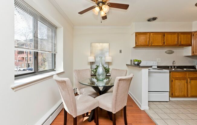 1 bed, 1 bath, $1,595, Unit 201