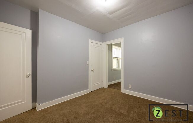 3 beds, 1 bath, $1,250