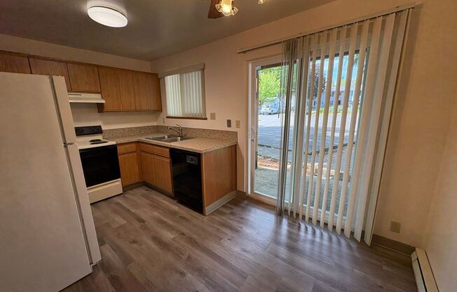 Jamestowne Plaza Apartments