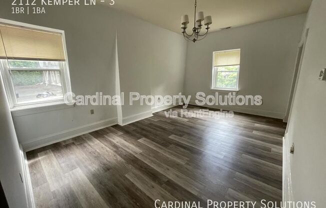2114 KEMPER LN