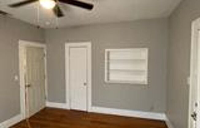 3 beds, 2 baths, $1,500