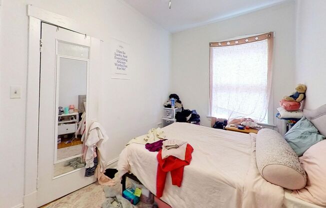 1 bed, 1 bath, 800 sqft, $2,300, Unit 1337 1A