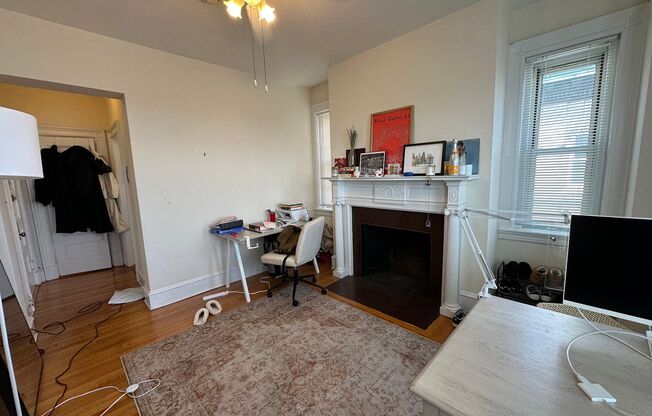 1 bed, 1 bath, 550 sqft, $2,500, Unit 64