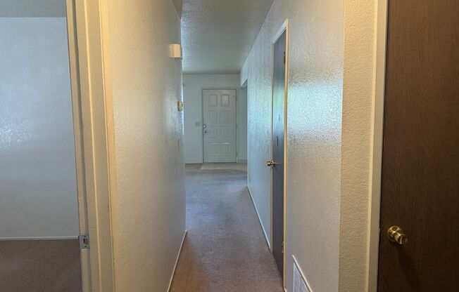 2 beds, 1 bath, $1,650