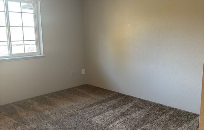 2 beds, 2 baths, 1,070 sqft, $1,625, Unit 12-204