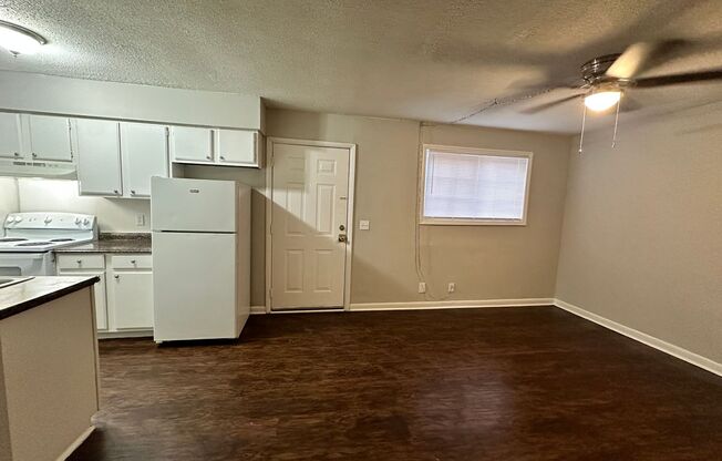 Plaza Apartments